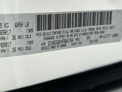 Used 2019 Dodge Grand Caravan SE FWD image 40