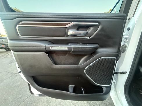 Used 2021 RAM 1500 Laramie AWD/4WD image 28