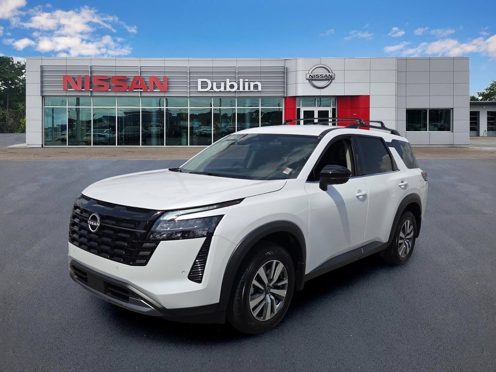 New 2026 Nissan Pathfinder SL w/ Cargo Package FWD image 1