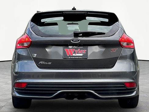 Used 2015 Ford Focus ST w/ Equipment Group 402A FWD image 5