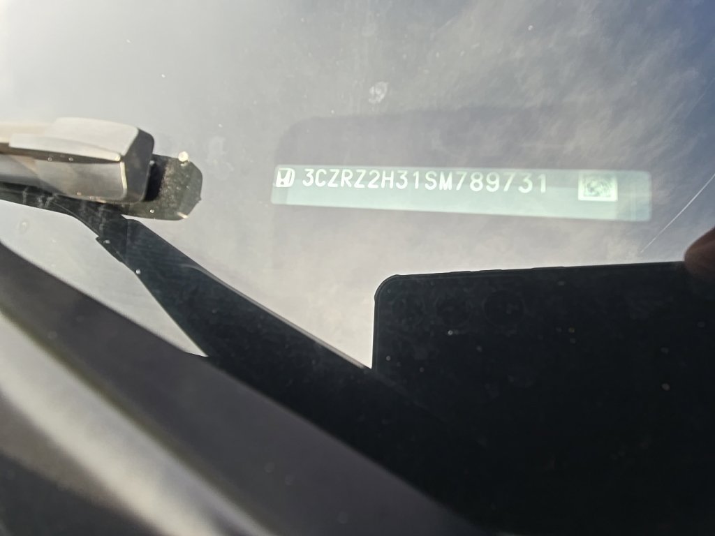 Used 2025 Honda HR-V LX image 5
