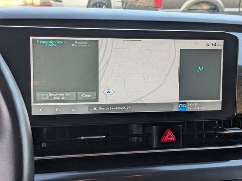 Used 2025 Kia Carnival image 22