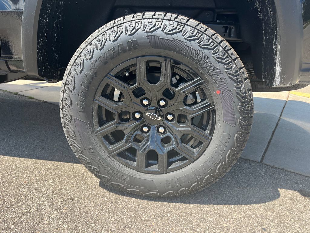 New 2026 Chevrolet Colorado Trail Boss AWD/4WD image 16