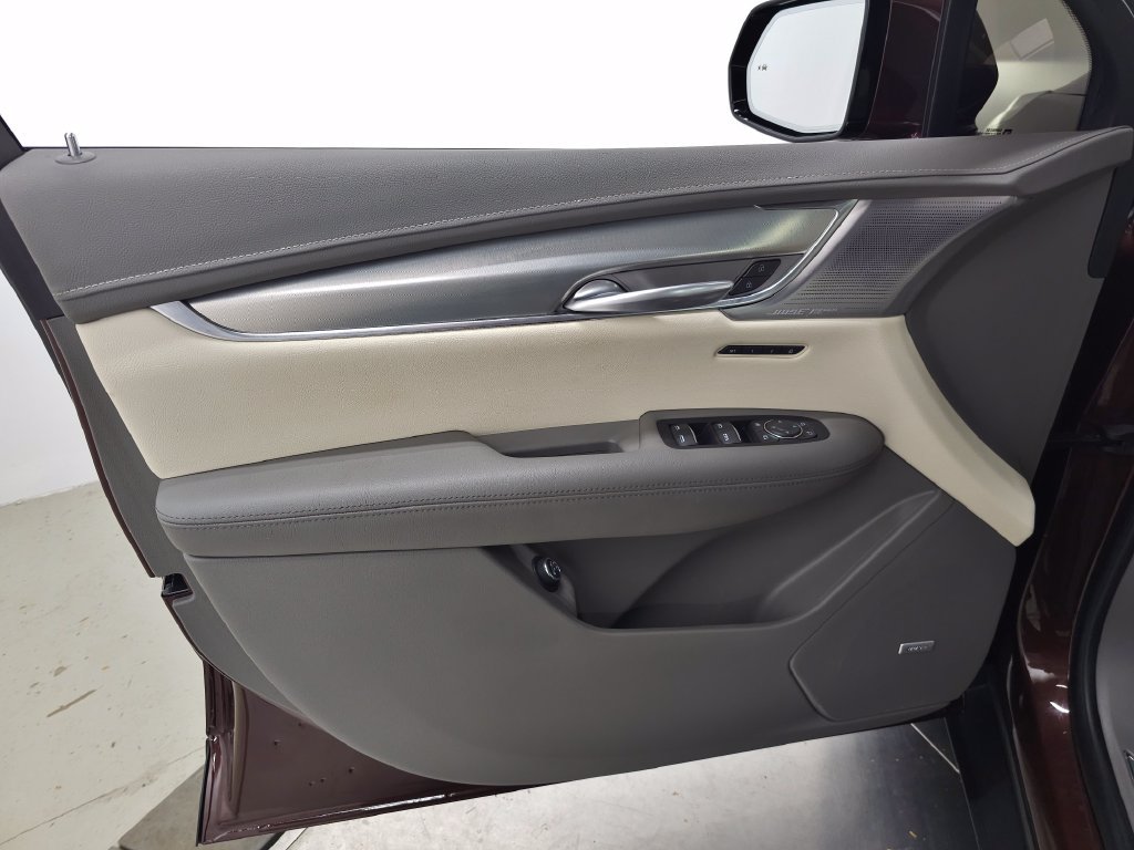 Certified 2023 Cadillac XT5 Premium Luxury AWD/4WD image 14