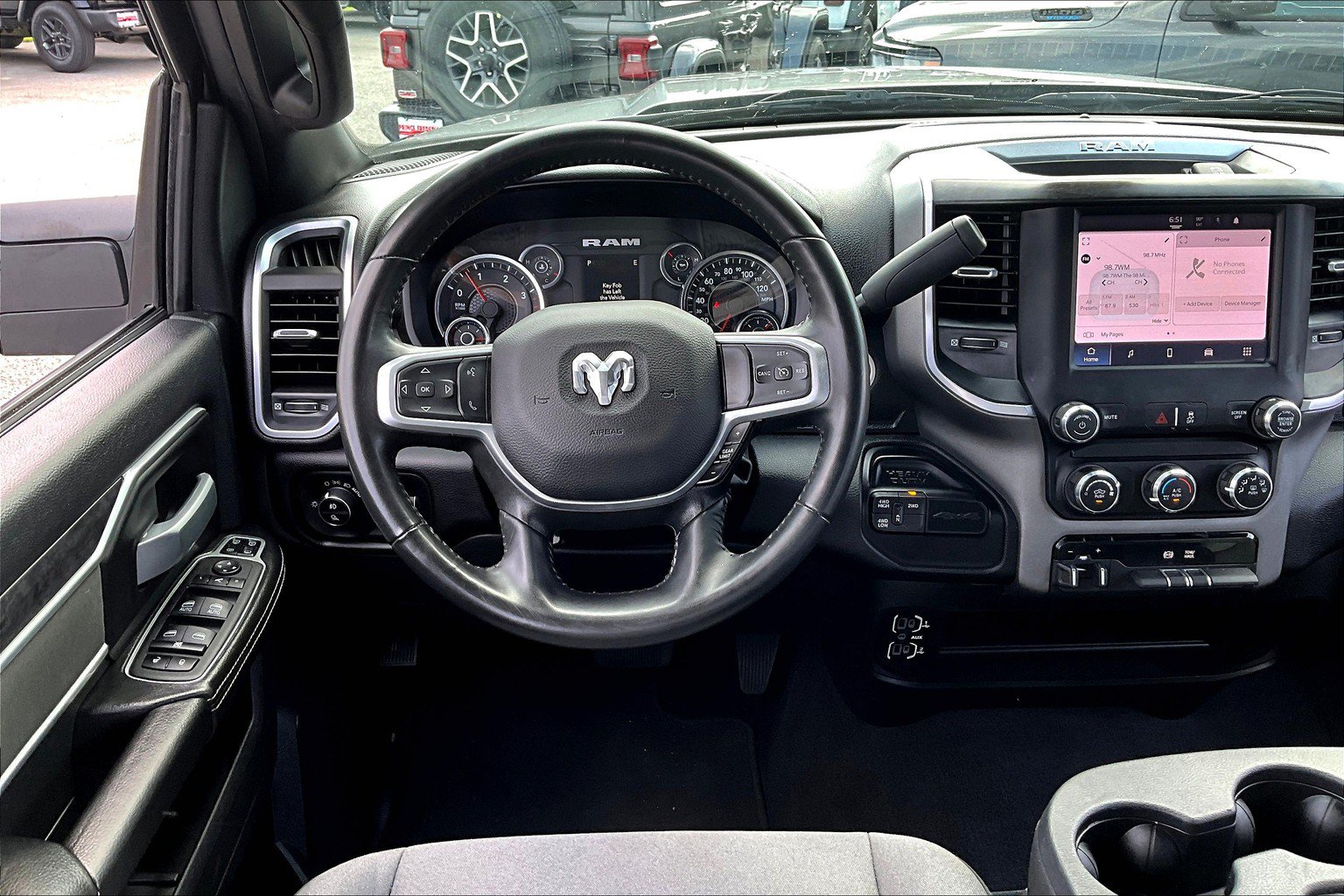Used 2024 RAM 2500 Big Horn AWD/4WD image 5