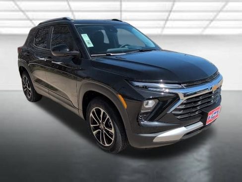 New 2026 Chevrolet TrailBlazer LT w/ Convenience Package image 1