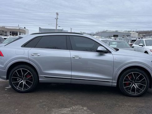 Used 2021 Audi Q8 Premium Plus w/ Premium Plus Package image 4