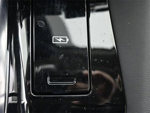 Used 2024 Acura MDX FWD w/ Technology Package image 6