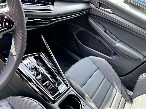 New 2026 Volkswagen Golf image 23