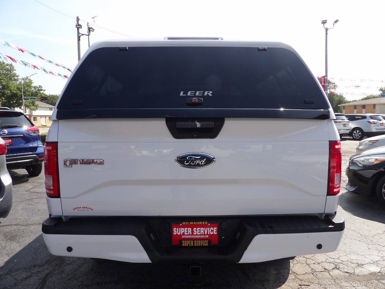 Used 2017 Ford F150 XLT w/ Equipment Group 302A Luxury AWD/4WD image 4