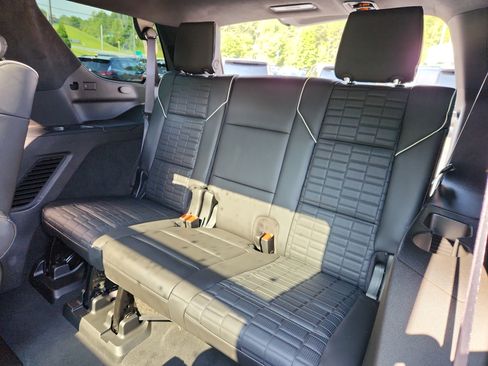 Used 2021 Cadillac Escalade Sport Platinum image 49