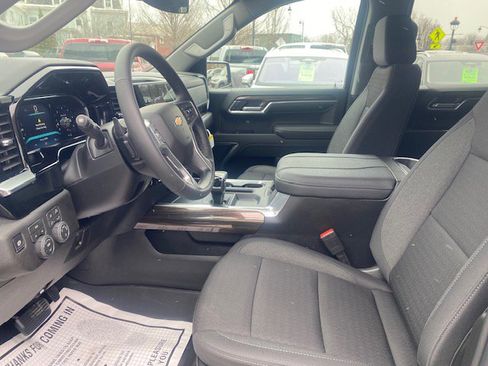 New 2026 Chevrolet Silverado 1500 LT w/ Safety Package image 8