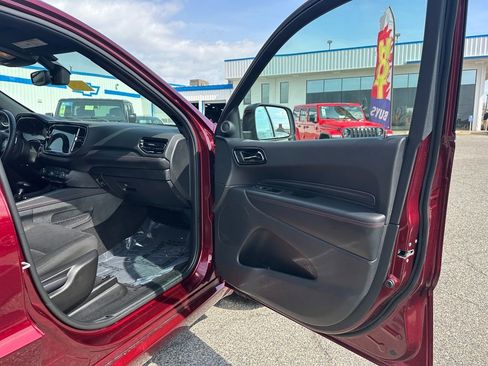 Used 2025 Dodge Durango GT AWD/4WD image 21