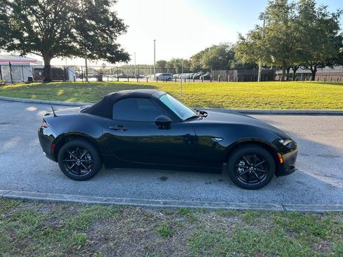 Used 2024 MAZDA MX-5 Miata Sport image 6