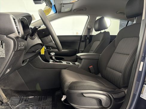 Used 2021 Kia Sportage LX FWD image 6