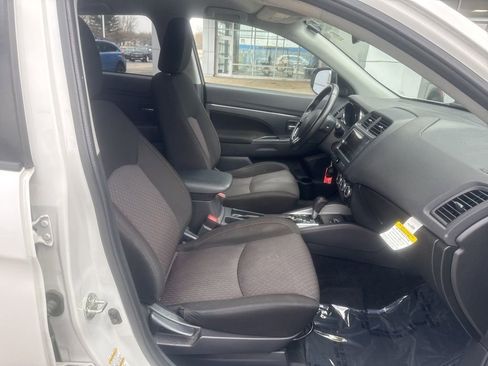 Used 2019 Mitsubishi Outlander Sport ES image 23