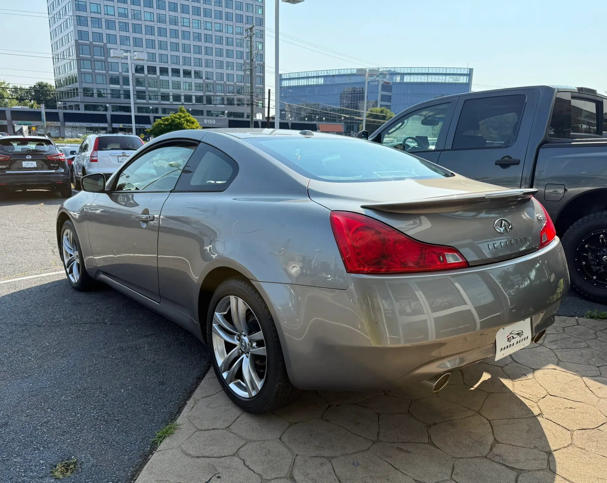 Used 2009 INFINITI G37 x Coupe w/ Premium Pkg AWD/4WD image 5