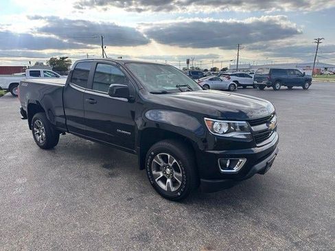 Used 2018 Chevrolet Colorado Z71 AWD/4WD image 4