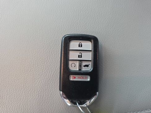 Used 2018 Honda CR-V Touring image 35
