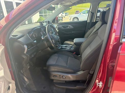 Used 2020 Chevrolet Traverse LT AWD/4WD image 10