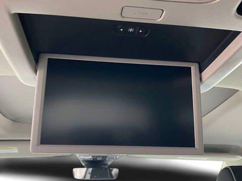 New 2026 Honda Odyssey Touring image 13
