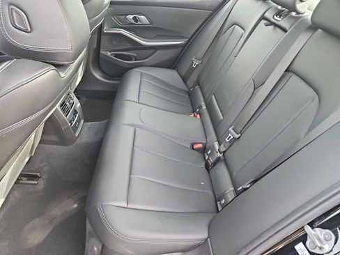 Used 2023 BMW 330e image 20