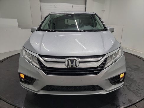 Used 2019 Honda Odyssey EX image 2