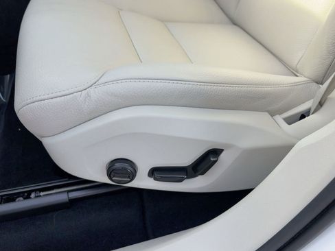 Certified 2024 Volvo XC60 B5 Plus w/ Protection Package Premier image 14