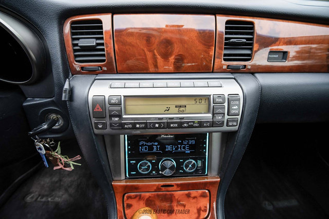Used 2002 Lexus SC 430 Convertible RWD image 35