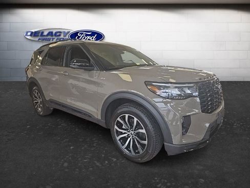 Used 2026 Ford Explorer ST-Line image 6