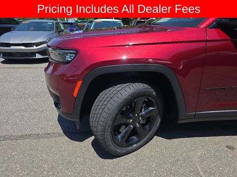Used 2022 Jeep Grand Cherokee L Limited w/ Black Appearance Package RWD image 2