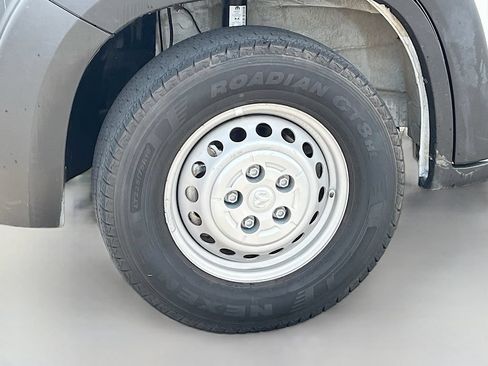 Used 2025 RAM ProMaster 2500 w/ Convenience Group FWD image 27