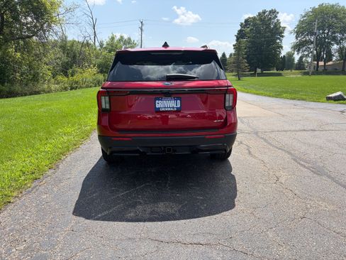 New 2026 Ford Explorer ST-Line w/ ST-Line Street Pack AWD/4WD image 31