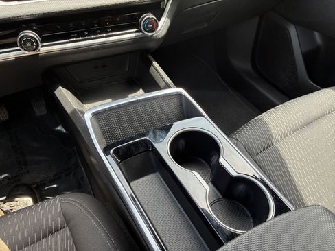 Used 2025 Chevrolet Equinox LT image 40