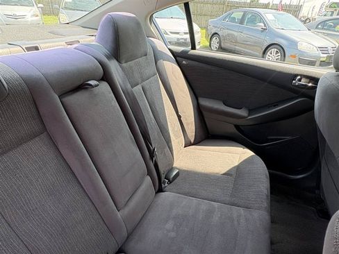 Used 2012 Nissan Altima 2.5 S FWD image 16