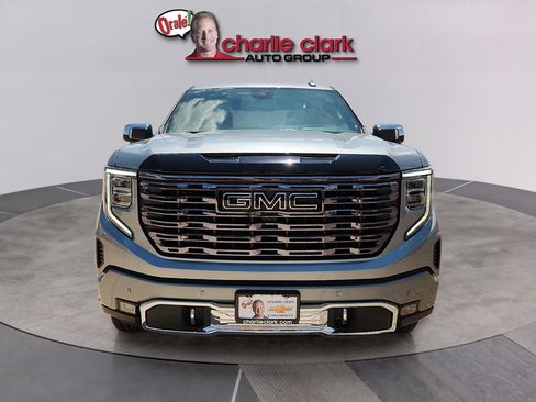 New 2026 GMC Sierra 1500 Denali Ultimate w/ LPO, Black Badging Package AWD/4WD image 8