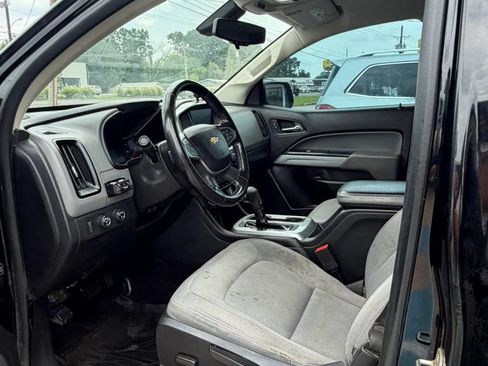 Used 2018 Chevrolet Colorado LT AWD/4WD image 12