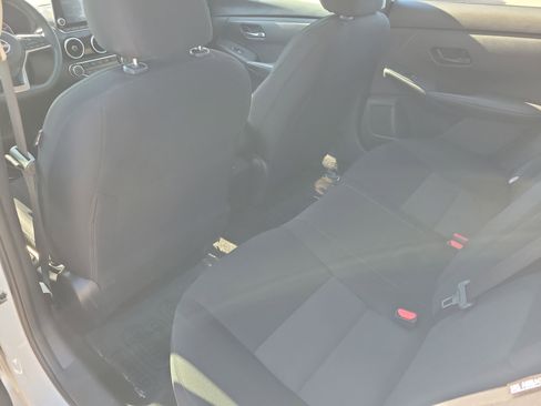 Certified 2024 Nissan Sentra SV image 13