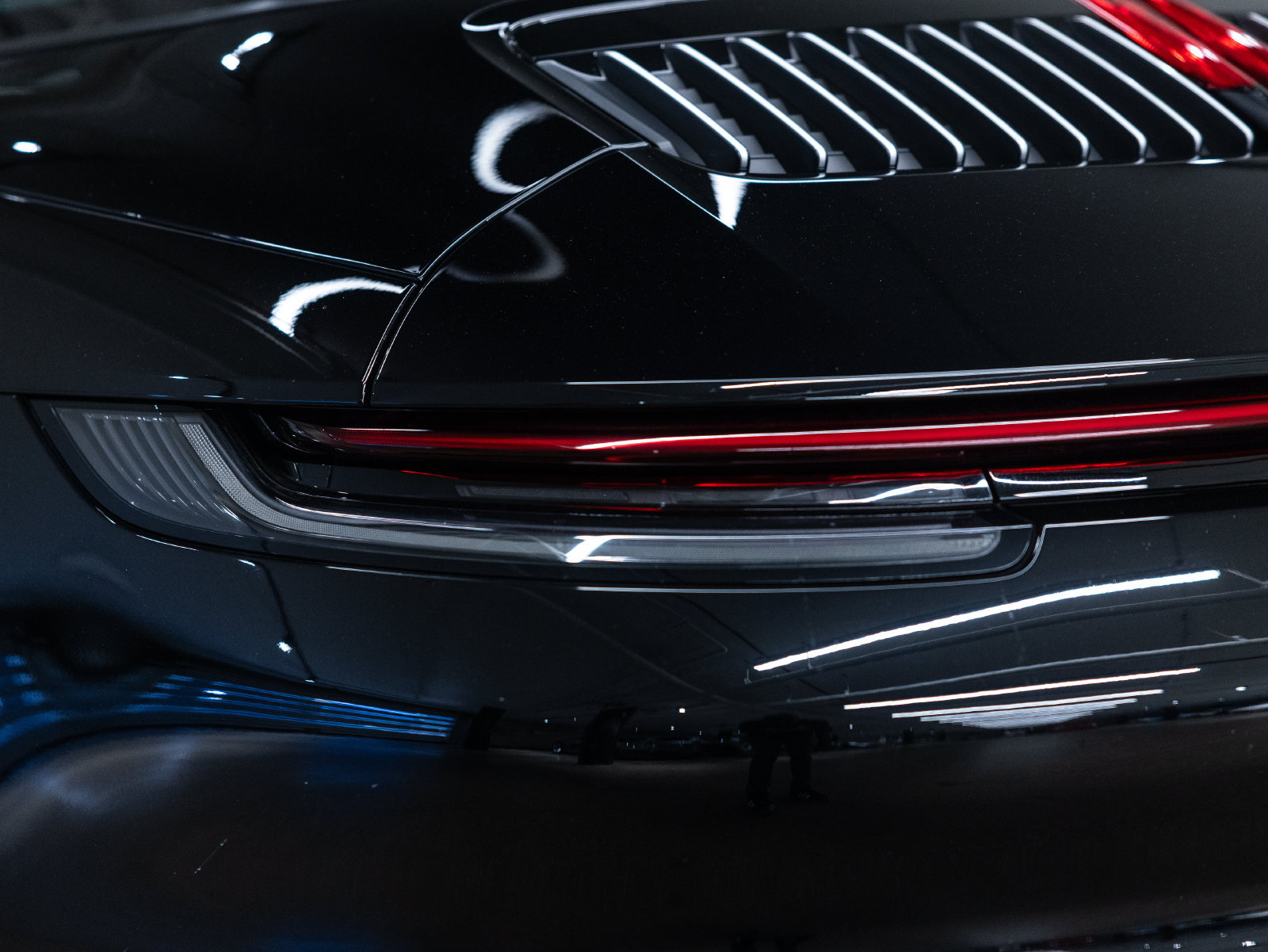 Certified 2024 Porsche 911 Targa 4S AWD/4WD image 24