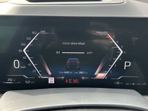 Used 2025 BMW X5 xDrive40i w/ Executive Package image 23