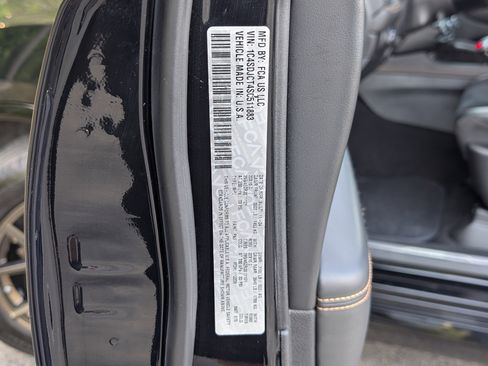 Used 2025 Dodge Durango R/T AWD/4WD image 39