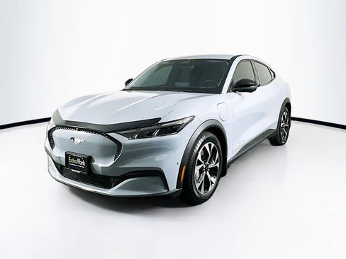 Used 2024 Ford Mustang Mach-E Select image 3