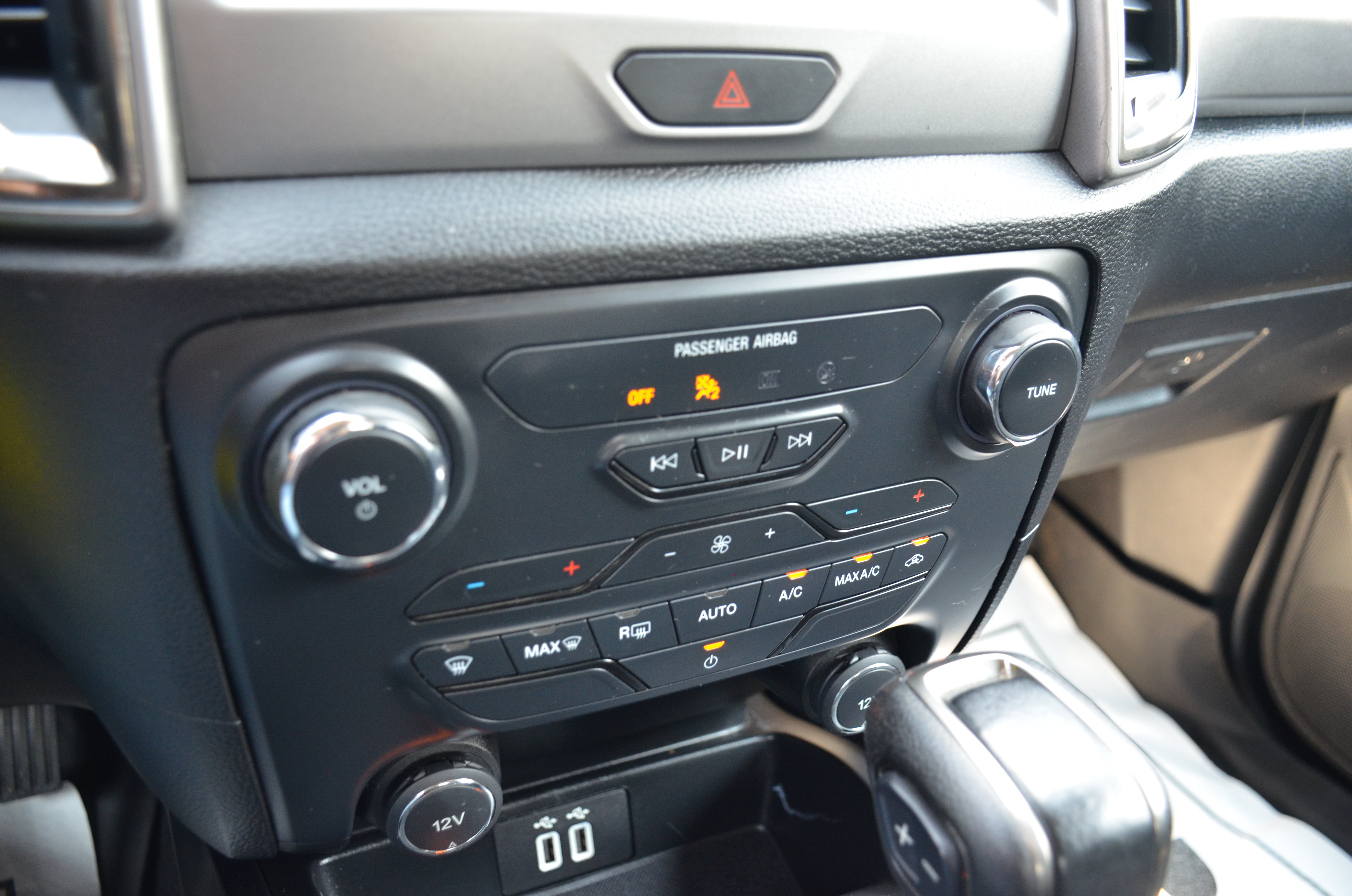 Used 2019 Ford Ranger XLT w/ Equipment Group 301A Mid AWD/4WD image 43