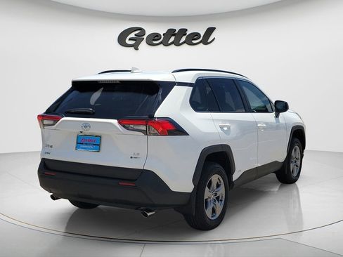 Certified 2025 Toyota RAV4 LE AWD/4WD image 5