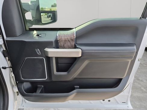 Used 2019 Ford F250 Lariat AWD/4WD image 14
