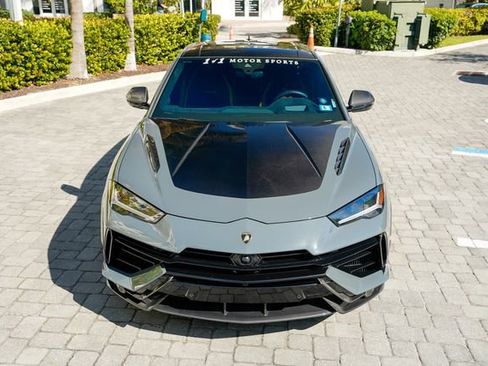 Used 2023 Lamborghini Urus Performante image 5