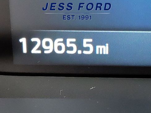 Used 2023 Ford Escape AWD image 9