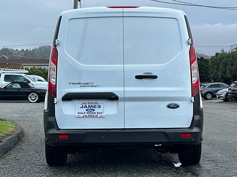 Used 2023 Ford Transit Connect XL image 4