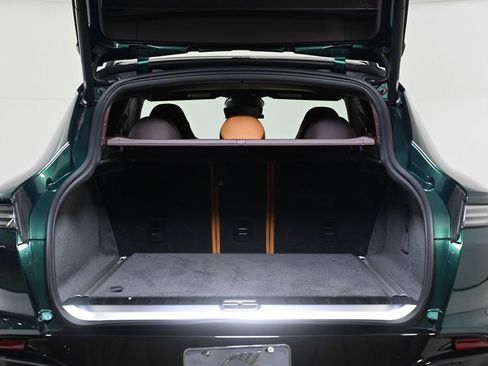 New 2026 Aston Martin DBX 707 image 24