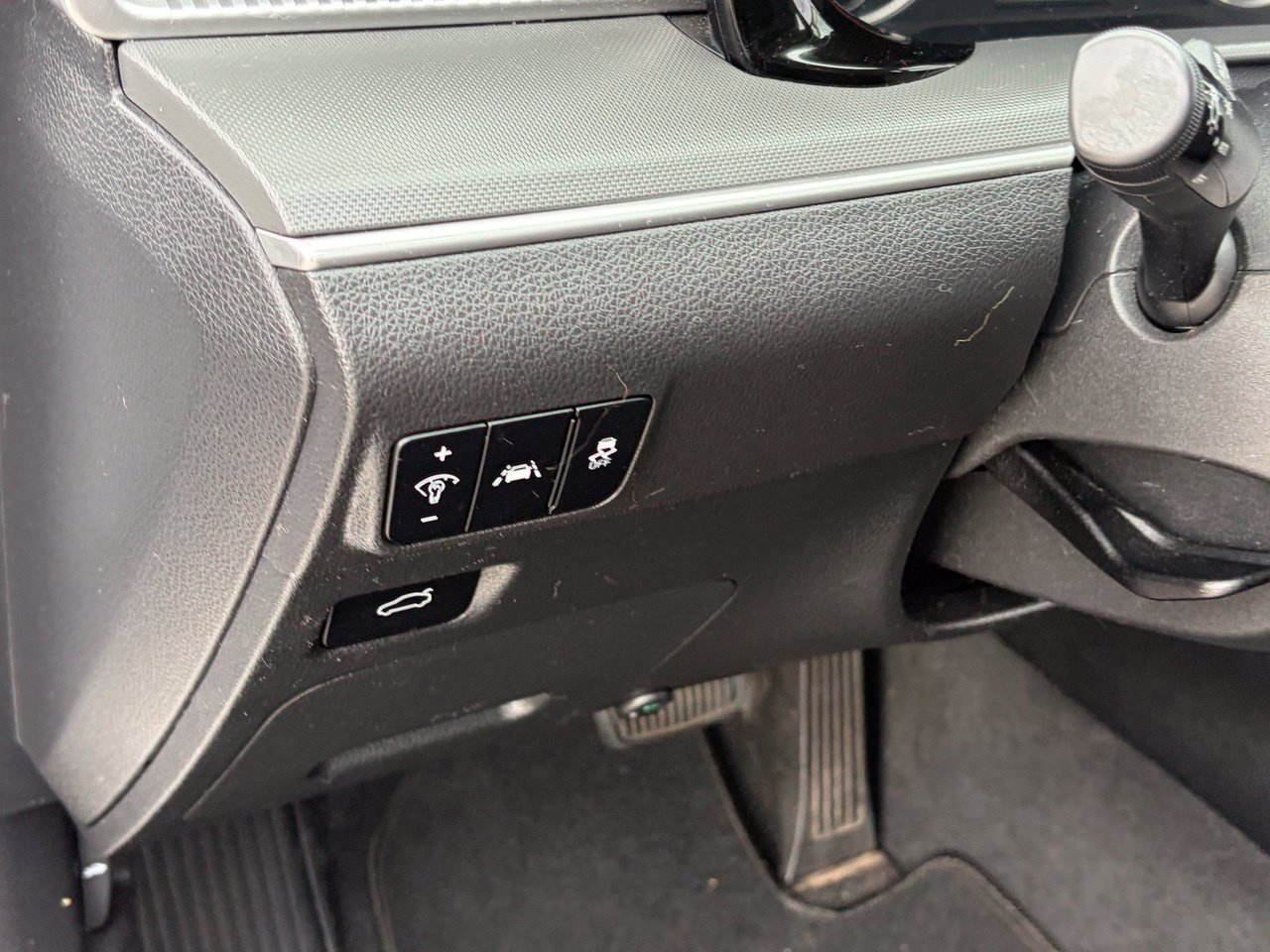 Used 2022 Kia K5 LXS FWD image 6
